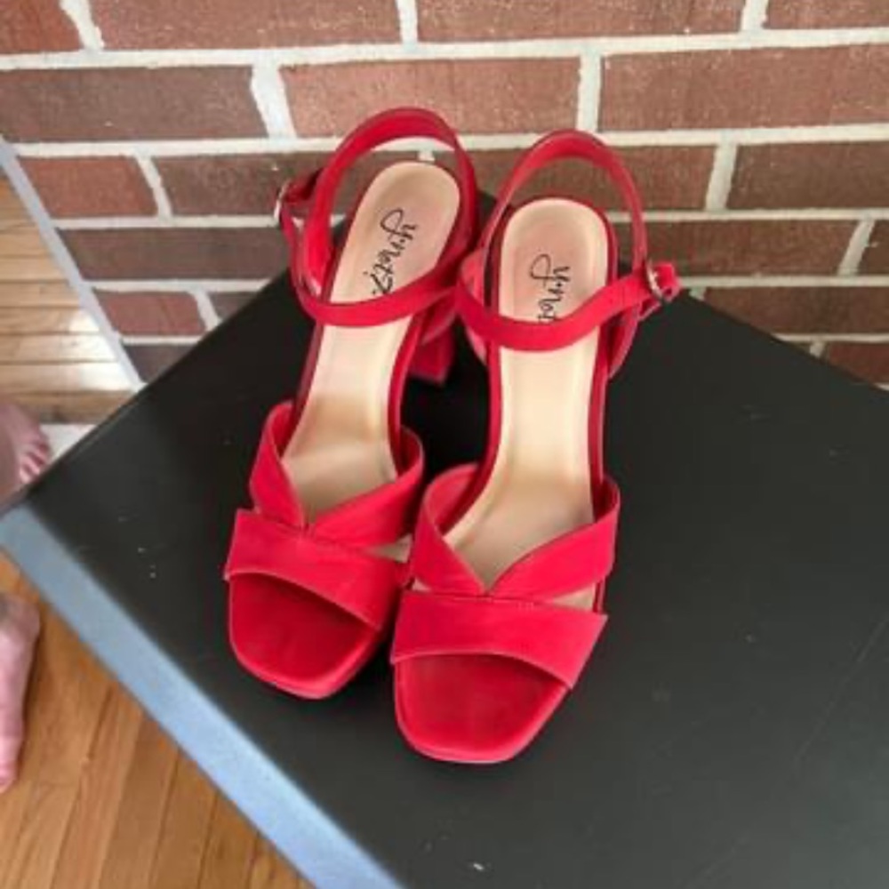 These high heels were worn for only once and only for 3 hours.